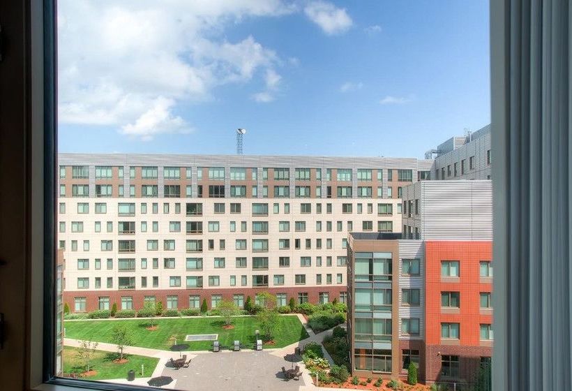 Oakwood At Third Square