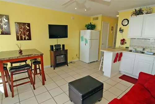 Sea Cabin By Elliott Beach Rentals