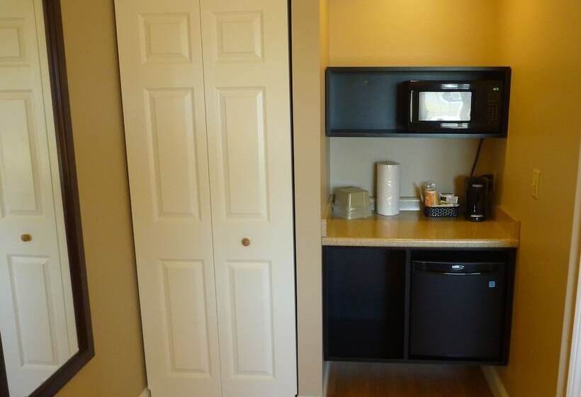 Yankee Clipper Motel