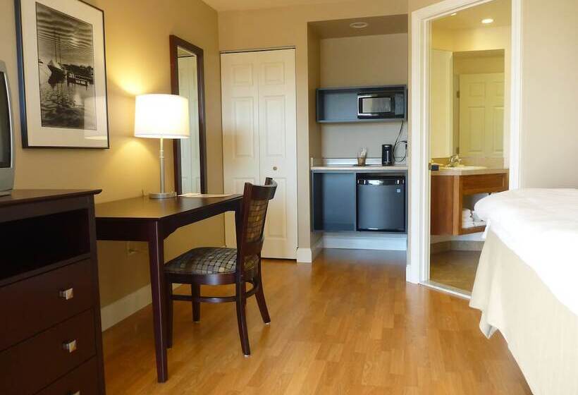 Yankee Clipper Motel