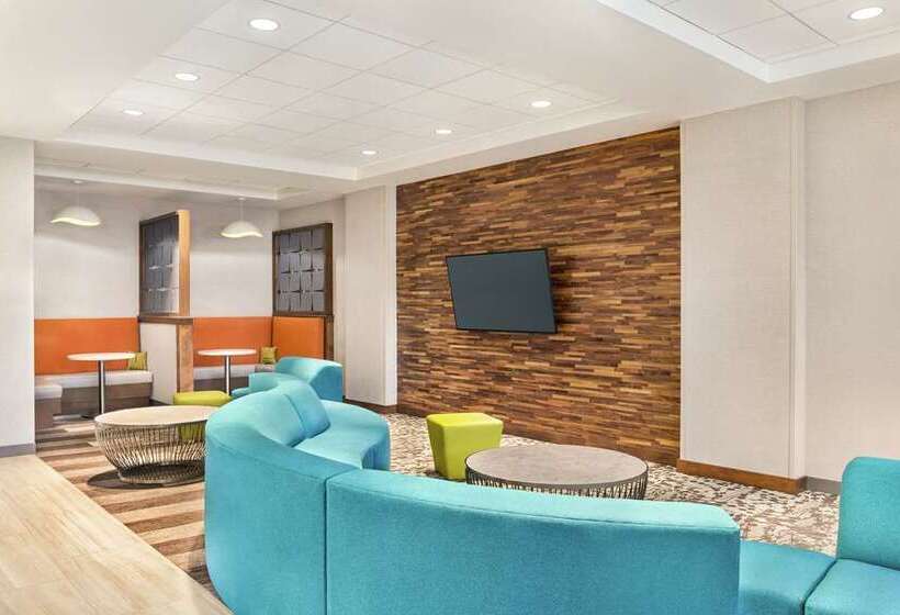 فندق Hampton Inn & Suites Miami Kendall