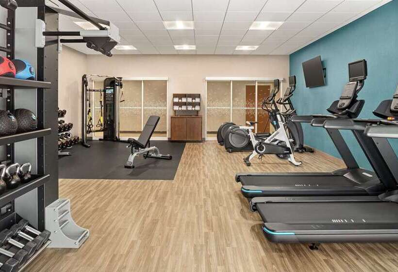 فندق Hampton Inn & Suites Miami Kendall