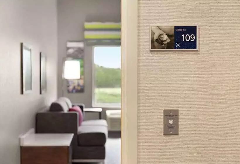 هتل Hampton Inn & Suites Miami Kendall