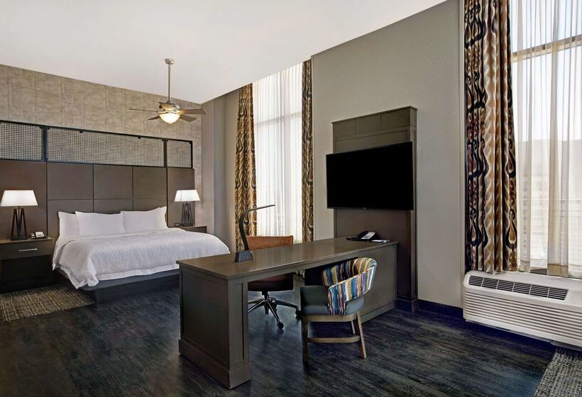 Hampton Inn & Suites Austin @ The University/capitol