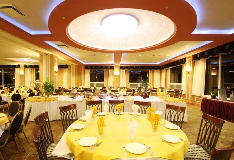 リゾートホテル Honor S Haven Retreat & Conference