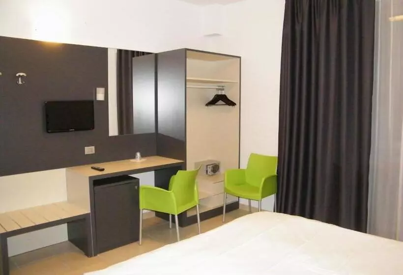 فندق Althea Palace