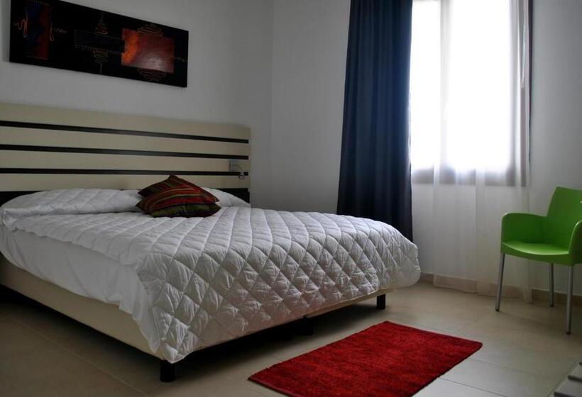 فندق Althea Palace