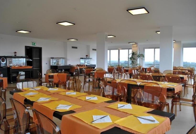 فندق Althea Palace