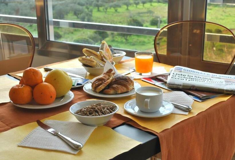 فندق Althea Palace