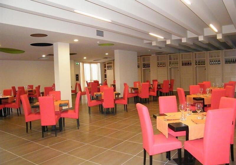 فندق Althea Palace