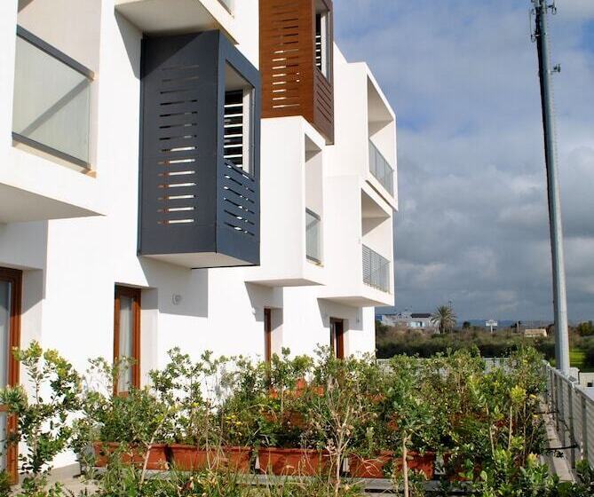 فندق Althea Palace