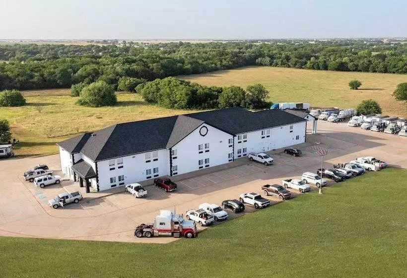 Atria Hotel And Rv Mcgregor