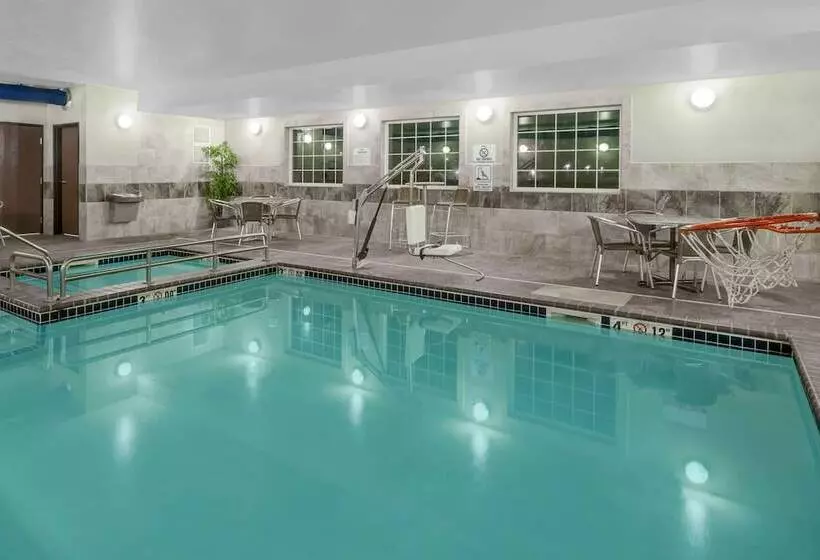 酒店 Baymont By Wyndham Minot