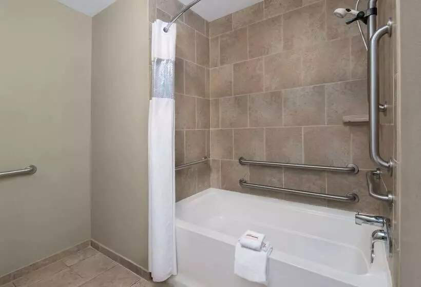 酒店 Baymont By Wyndham Minot