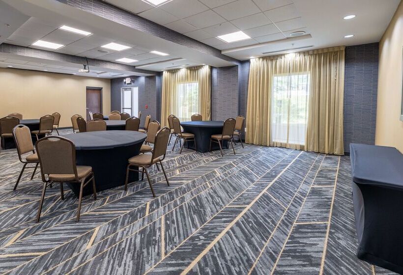 酒店 Hampton Inn & Suites Greensboro/coliseum Area