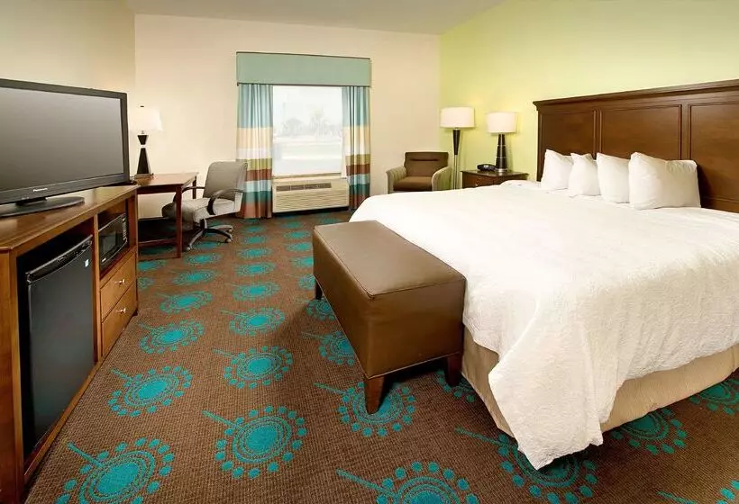 호텔 Hampton Inn Uvalde