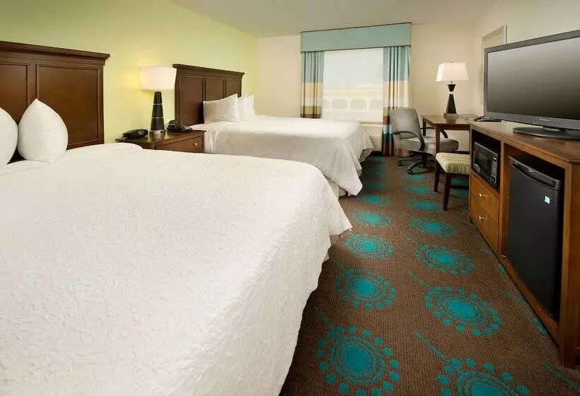 호텔 Hampton Inn Uvalde