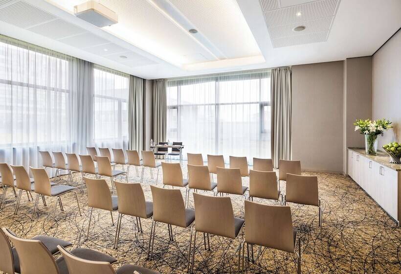 Lindner Hotel Bratislava, Part Of Jdv By Hyatt