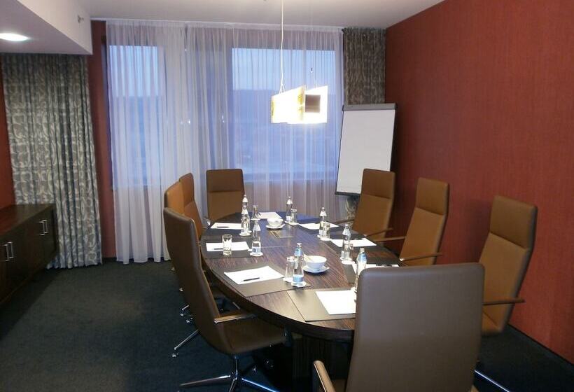 Lindner Hotel Bratislava, Part Of Jdv By Hyatt