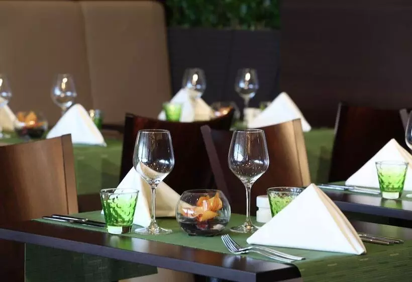 Lindner Hotel Bratislava, Part Of Jdv By Hyatt