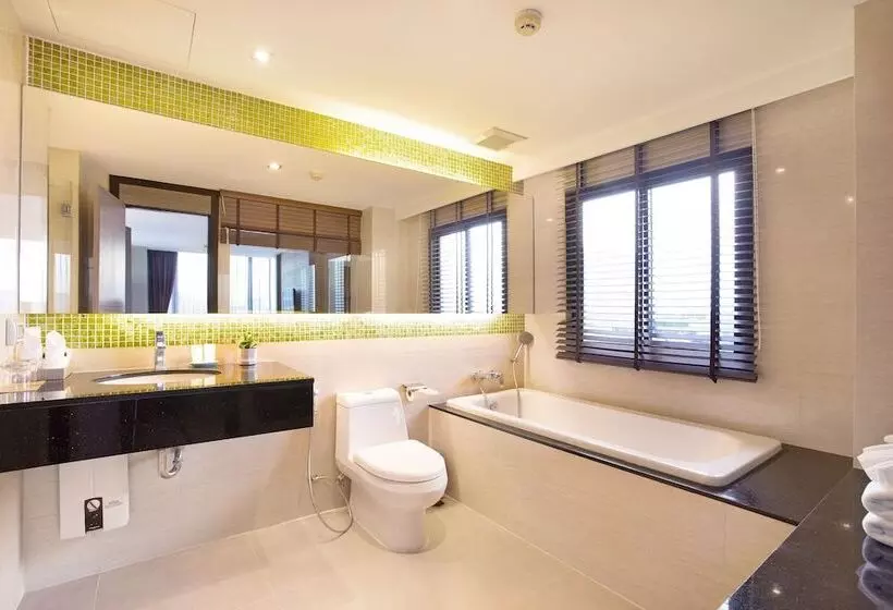 Mida Hotel Ngamwongwan   Sha Plus