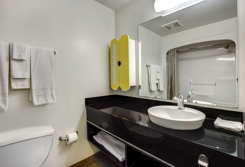 Отель Studio 6 East Brunswick, Nj   Nyc Area