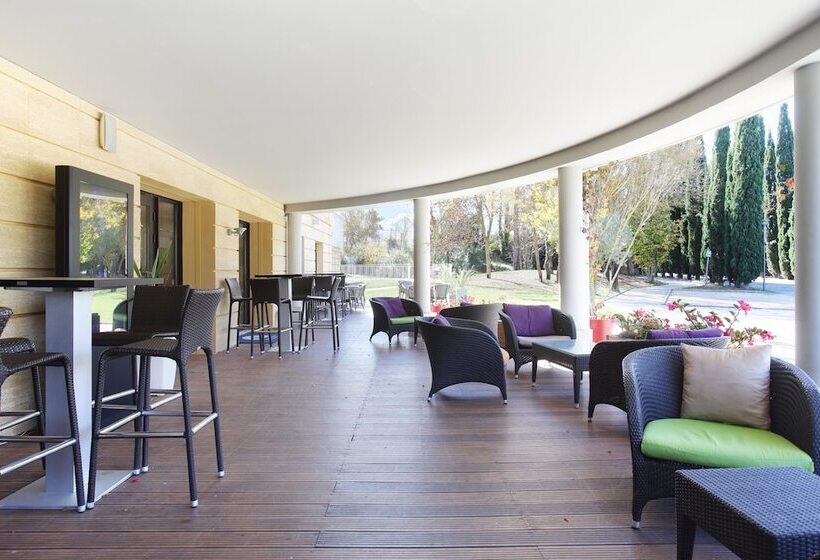 ホテル Suite Home Aix En Provence Sud Tgv