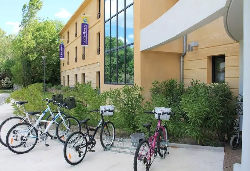 Отель Suite Home Aix En Provence Sud Tgv