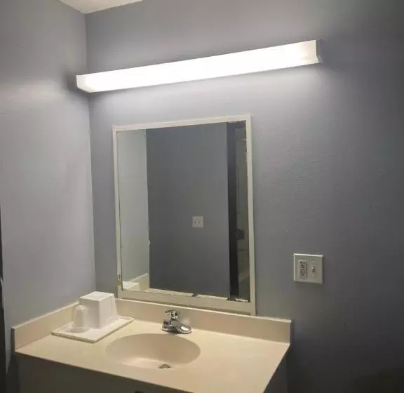 בית מלון כפרי Troy Inn And Suites