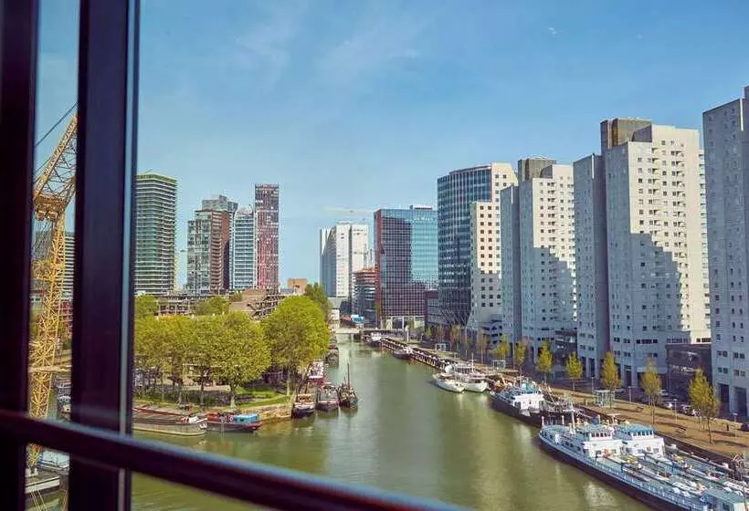 Mainport Hotel Rotterdam, A Hilton Affiliate