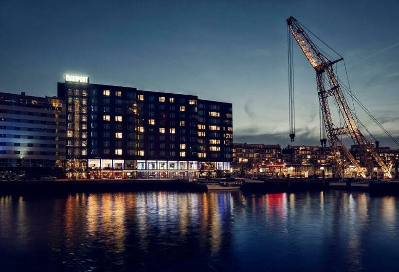 Mainport Hotel Rotterdam, A Hilton Affiliate