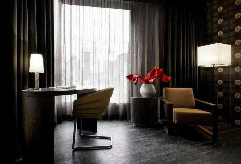 Mainport Hotel Rotterdam, A Hilton Affiliate