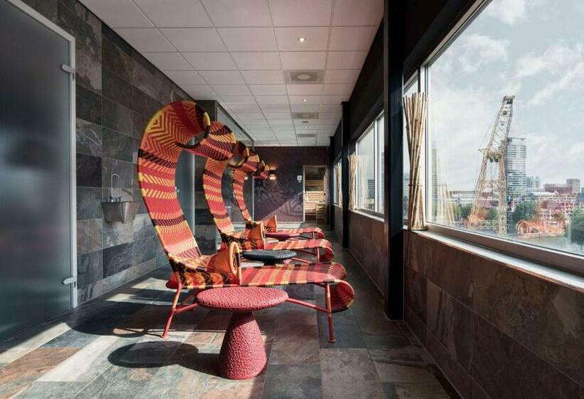 Mainport Hotel Rotterdam, A Hilton Affiliate