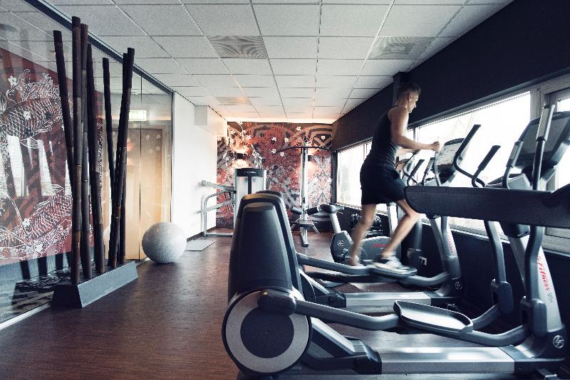 Mainport Hotel Rotterdam, A Hilton Affiliate