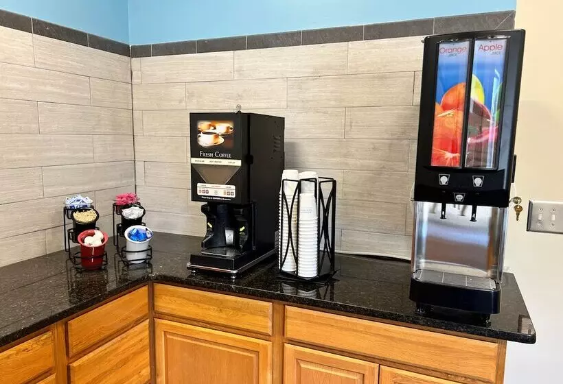 מוטל Days Inn By Wyndham Monroe Nc