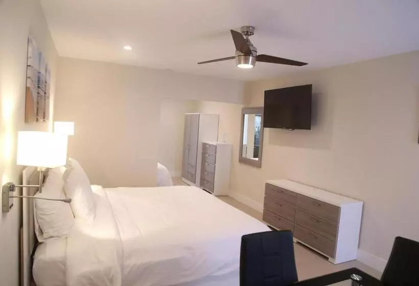 مُتل Diane Oceanfront Suites