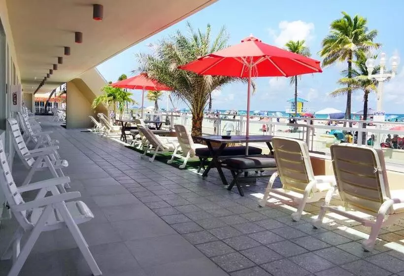 مُتل Diane Oceanfront Suites