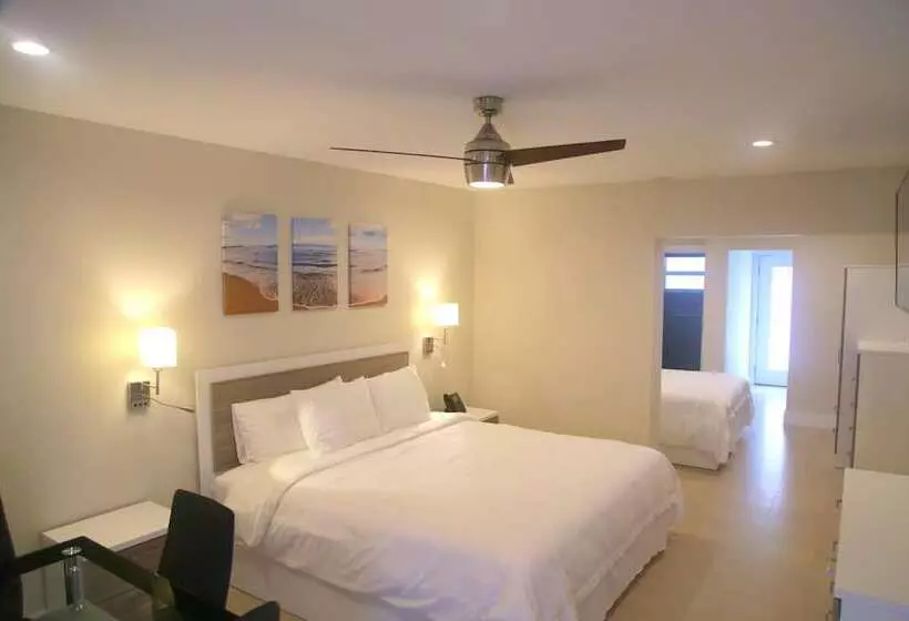 مُتل Diane Oceanfront Suites