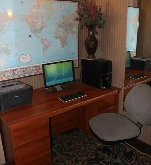 مُتل Garden City Inn