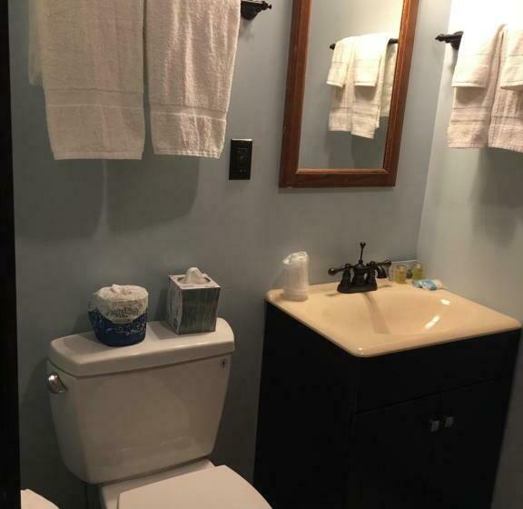 汽车旅馆 Warrensburg Inn & Suites 6 Mi To Lake George