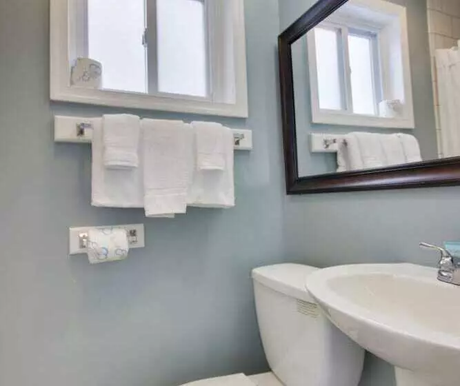 モーテル White Marlin Inn