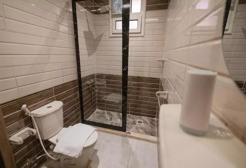 مُتل The View Pyramids