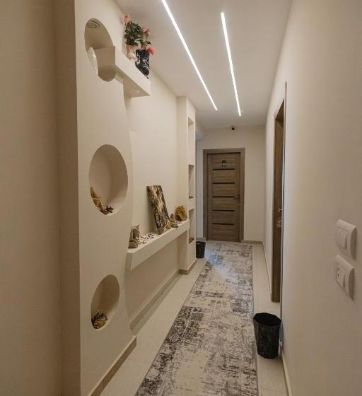 مُتل The View Pyramids