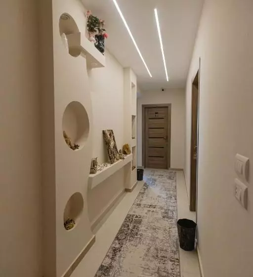 مُتل The View Pyramids