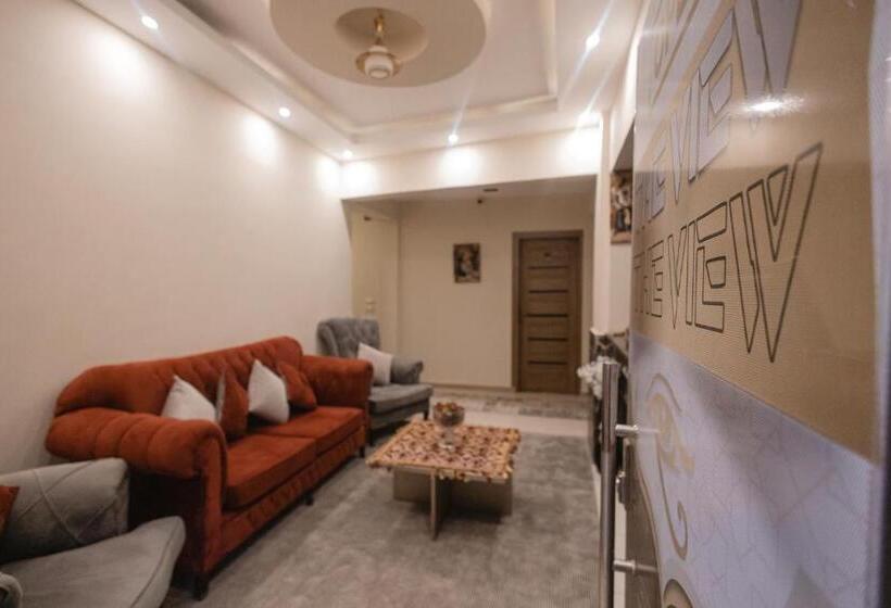 مُتل The View Pyramids