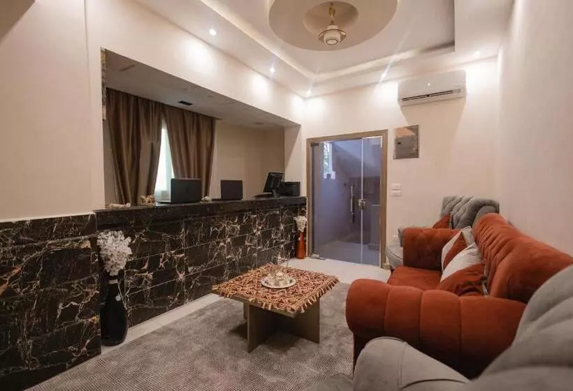 مُتل The View Pyramids