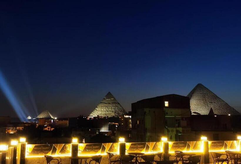 مُتل The View Pyramids