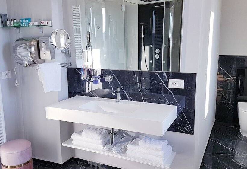 צימר Villa Bellavista Alba