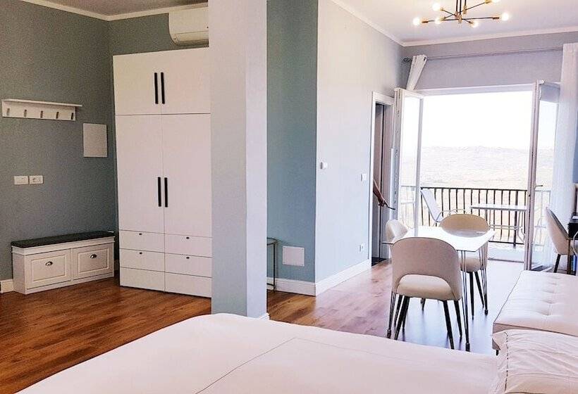 צימר Villa Bellavista Alba