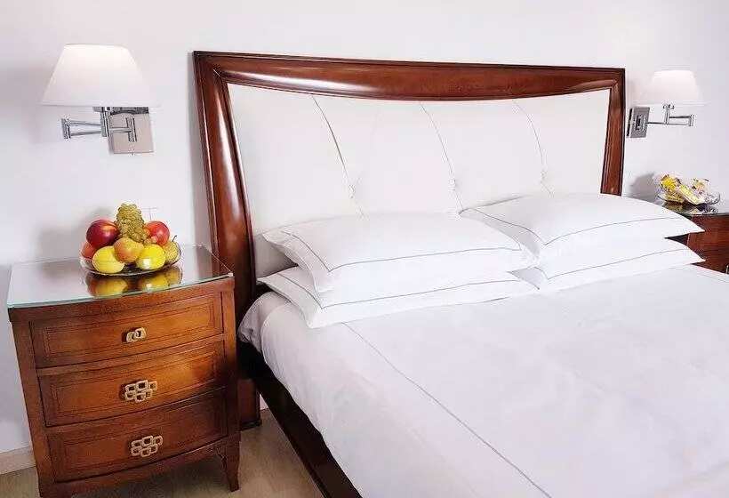 Aamiaismajoitus (B&B) Villa Bellavista Alba